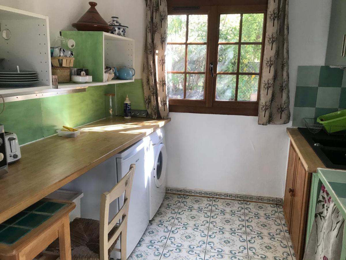 Studio Mitoyen / 2 Personnes Hyères Exterior foto